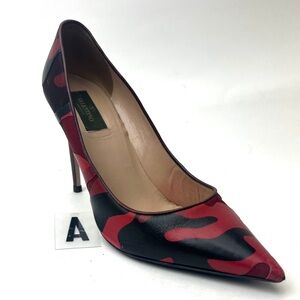 Valentino Patchwork Camo Pointed Pump sz 11